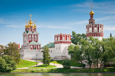 Веб-камера Веб-камеры Москвы, Новодевичий монастырь в реальном времени