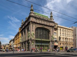 Веб-камера Елисеевский магазин, Санкт-Петербург в реальном времени